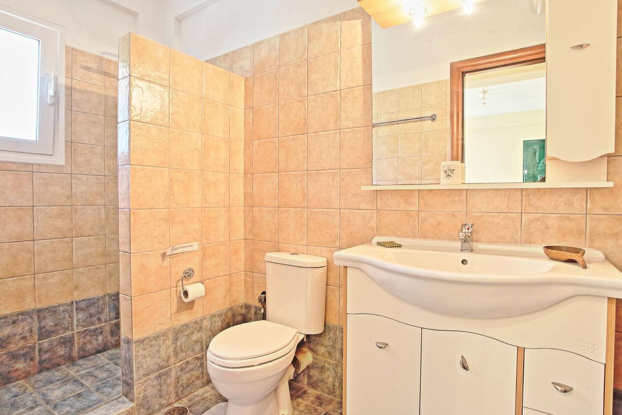 カラミMattheos Houseアパートメント エクステリア 写真