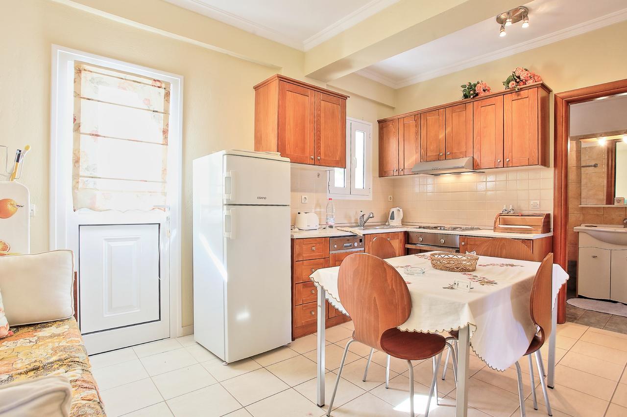 カラミMattheos Houseアパートメント エクステリア 写真